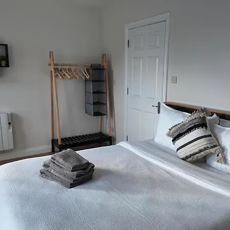 Peak House Penthouse Apartment